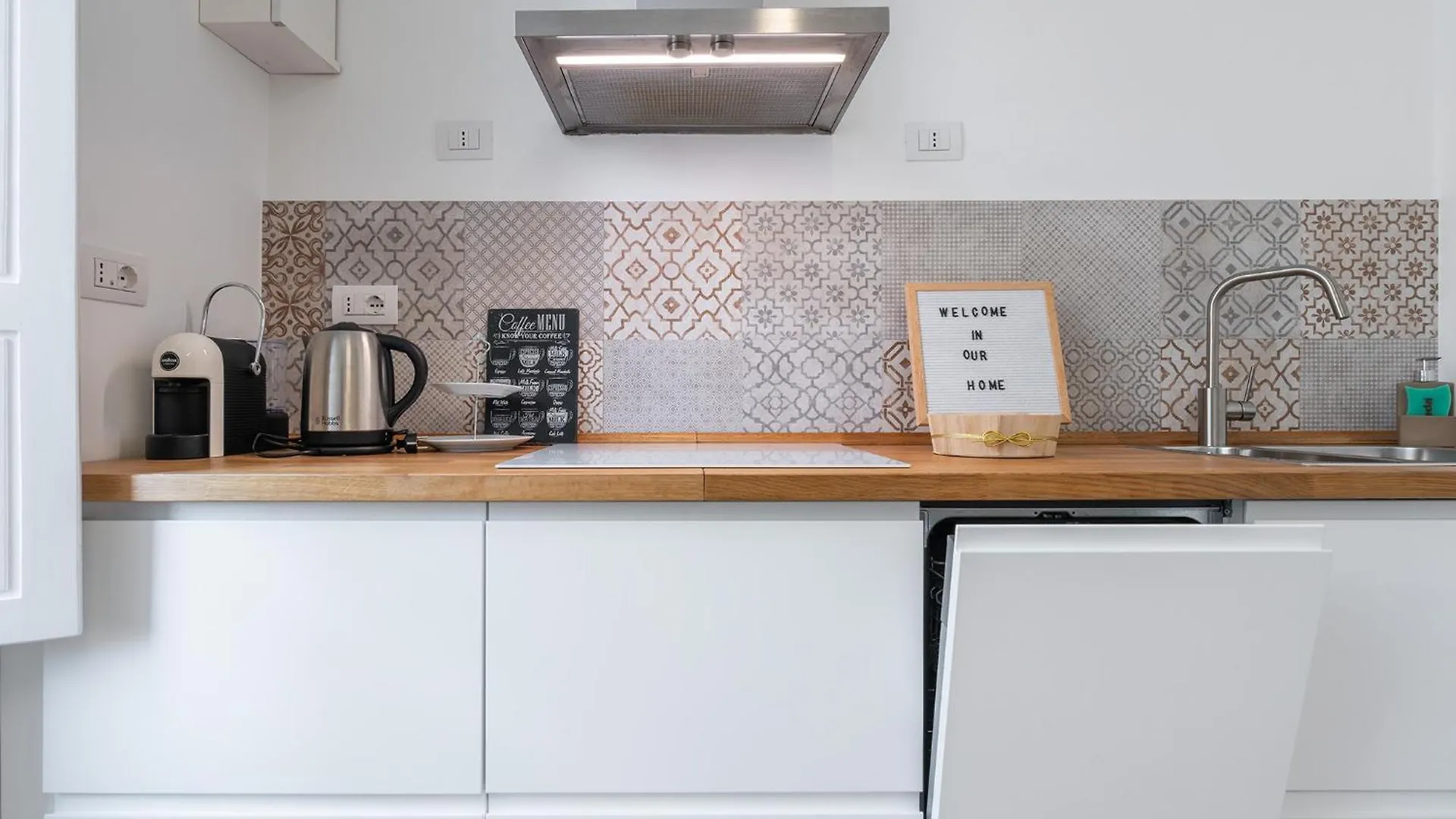 White Dream Apartment Cagliari Italy